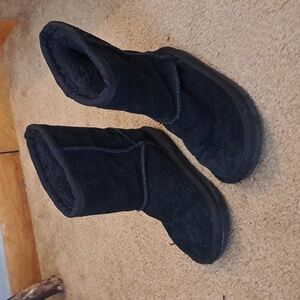 Zodiac girls black fur boots 9.